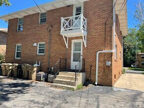 322 Pawling St, Unit 1 in Madison, WI - Foto de edificio - Building Photo