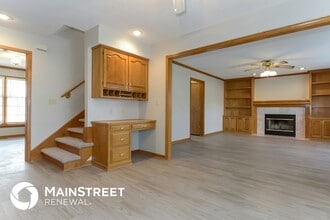 5620 Meadow View Dr in Shawnee, KS - Foto de edificio - Building Photo