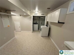 118 Knollwood Dr in Williams Township, PA - Building Photo - Building Photo