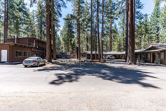 920 Alameda Ave in South Lake Tahoe, CA - Building Photo - Building Photo