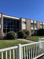 3940 Jackman Rd in Toledo, OH - Building Photo