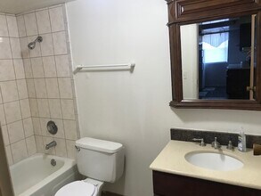 291 Joanna Ct, Unit 1 in Antioch, IL - Foto de edificio - Building Photo