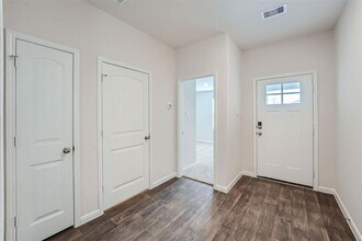 322 Addison Pl in Lockhart, TX - Building Photo - Building Photo