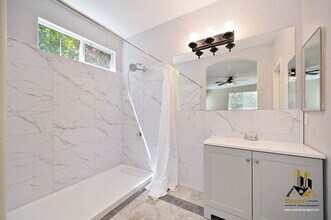 3438 Zalema Way in Sacramento, CA - Building Photo - Building Photo