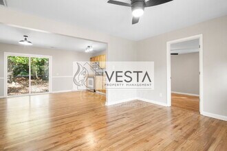 4 Rosemary Rd in Asheville, NC - Building Photo - Building Photo