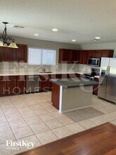 15797 W Caribbean Ln in Surprise, AZ - Foto de edificio - Building Photo