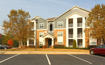 The Grandview at Lake Murray in Columbia, SC - Building Photo - Building Photo