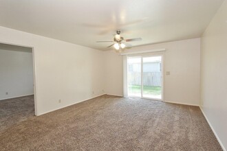 551 N Moffatt Ave in Emmett, ID - Building Photo - Building Photo