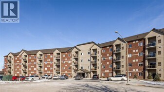 1888 Westview Park Blvd, Unit 408 in Lasalle, ON - Building Photo