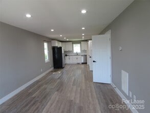 128 Salem Church Rd in Lincolnton, NC - Building Photo - Building Photo