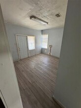 3801 Myrtle St in Dallas, TX - Building Photo - Building Photo