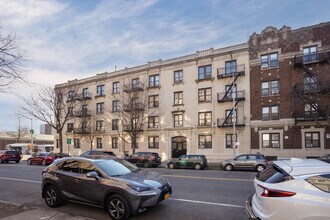 1918 Avenue H in Brooklyn, NY - Foto de edificio - Building Photo