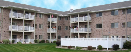 Havenwood Lake 55+ Living in Oshkosh, WI - Foto de edificio