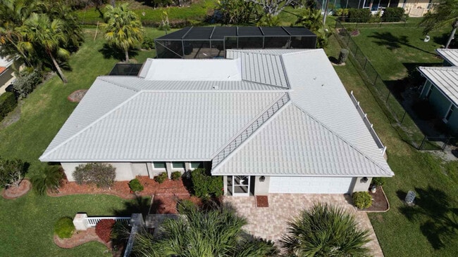 213 Chardin Dr