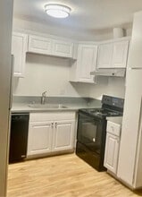 1811 E Grand Ave, Unit 86 in Escondido, CA - Foto de edificio - Building Photo