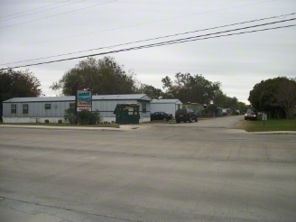 2501 Lone Tree in Victoria, TX - Building Photo