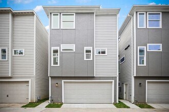 4011 Ward St in Houston, TX - Building Photo - Building Photo