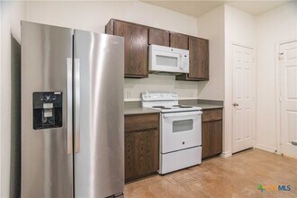 2317 Alterman Dr in Temple, TX - Foto de edificio - Building Photo