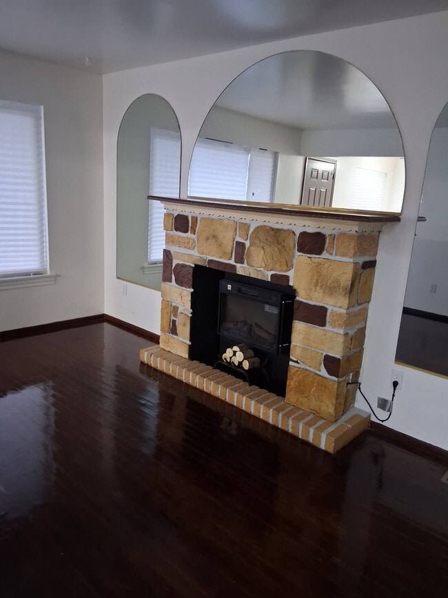 16154 Manor St in Detroit, MI - Building Photo - Building Photo