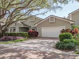 131 Peppertree Dr in Indian River Shores, FL - Building Photo