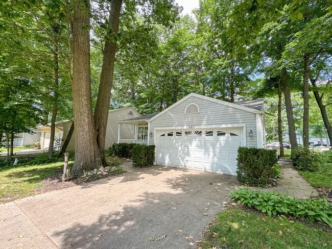 property at 861 Summertime Ave SE