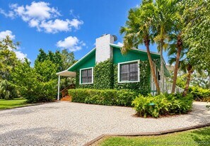 28440 SW 192nd Ave in Homestead, FL - Building Photo