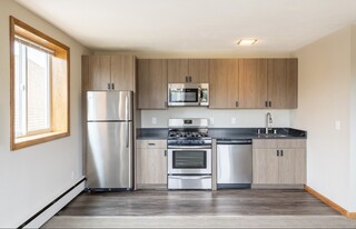 2788 S Fulton St, Unit 3 Apartamentos