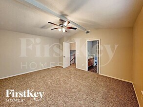 75 N Pathfinders Cir in Spring, TX - Building Photo - Building Photo