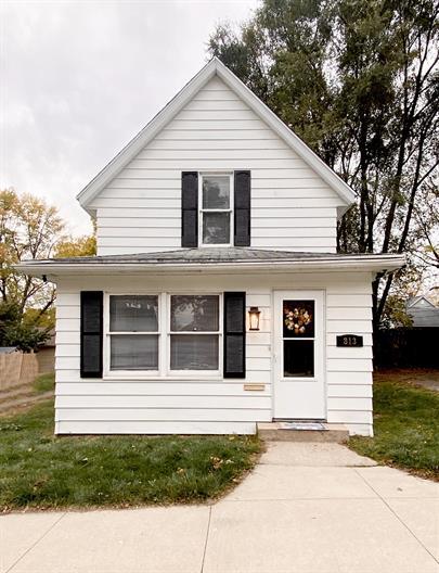 813 Division St in Mishawaka, IN - Building Photo - Building Photo