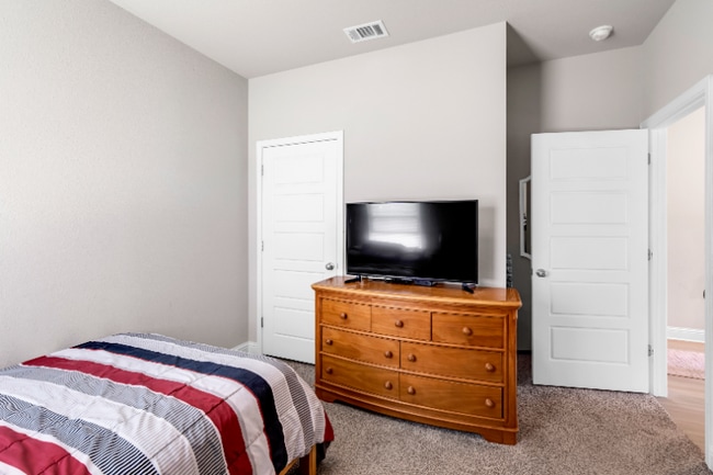 5371 Leeds Ln in Biloxi, MS - Building Photo - Building Photo