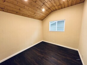 54605 N Circle Dr in Idyllwild, CA - Building Photo - Building Photo