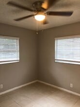 1203 S 33rd St, Unit Duplex in Fort Pierce, FL - Building Photo - Building Photo
