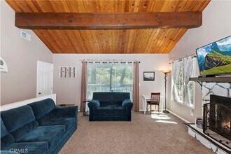 22365 Pine Dr in Crestline, CA - Building Photo - Building Photo
