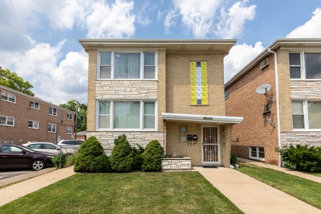 property at 6640 W Gunnison St