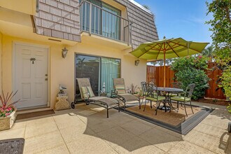 131 Ocean Cove Dr in Jupiter, FL - Building Photo - Building Photo