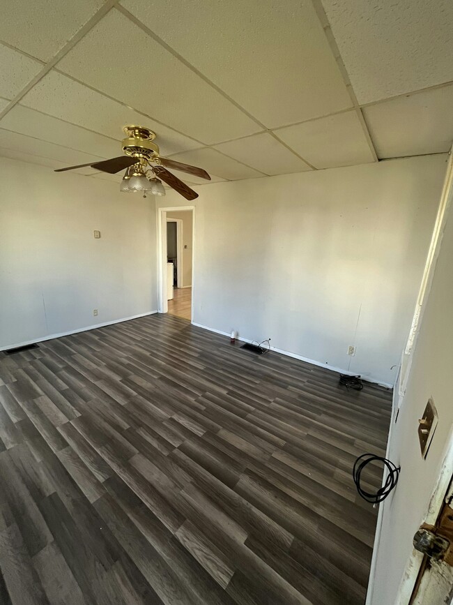 109 E Jackson St in Abingdon, IL - Building Photo - Building Photo