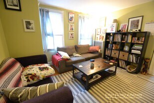 119 Nottinghill Rd, Unit 4 in Boston, MA - Building Photo