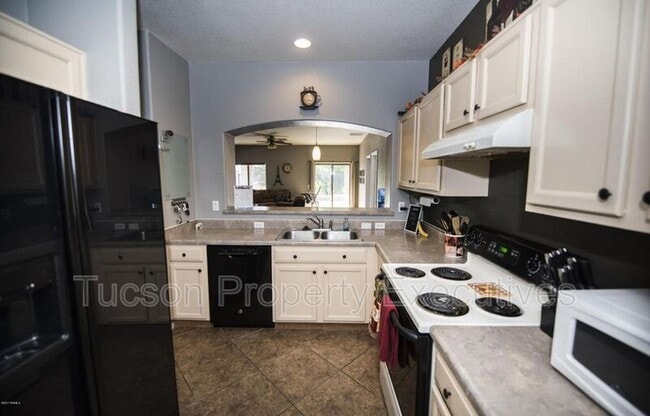 12700 N Rodeo Land in Marana, AZ - Building Photo - Building Photo