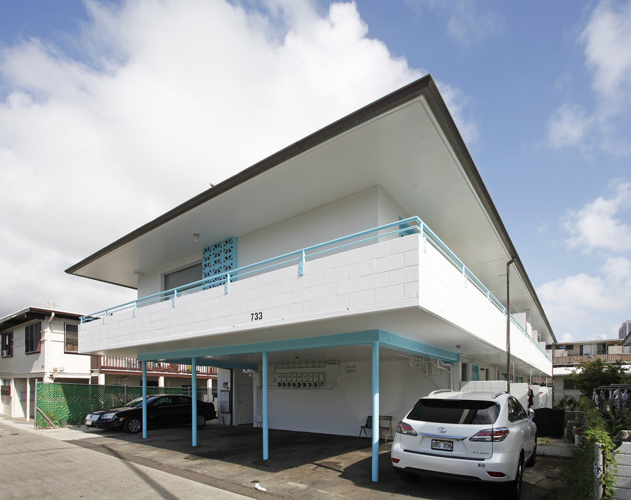 733 Pensacola St in Honolulu, HI - Building Photo