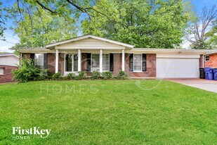 14035 Invicta Dr in Florissant, MO - Building Photo