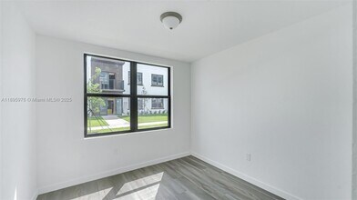 13370 SW 251st Terrace in Princeton, FL - Building Photo - Building Photo