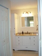 1518 Waters Edge Dr, Unit Waters Edge in Toms River, NJ - Foto de edificio - Building Photo