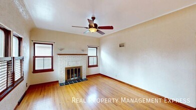 Beautiful 4 Bedroom 1.5 Bath Single Family Home in Central Sioux Falls in Sioux Falls, SD - Building Photo - Building Photo