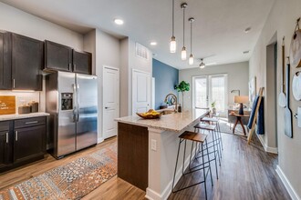 Luxia River East in Fort Worth, TX - Building Photo - Building Photo