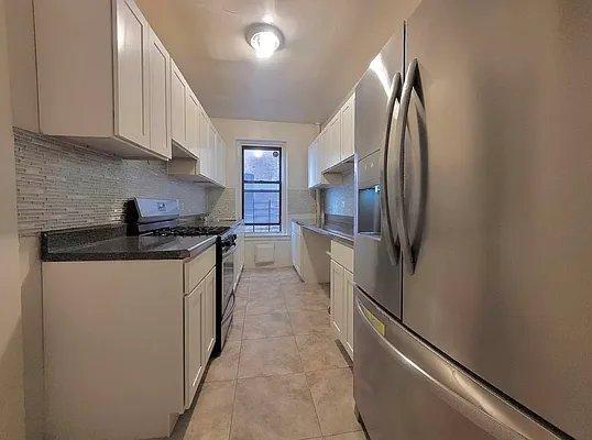 property at 3111 Heath Ave