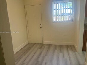 6505 SW 57th Ct in Miami, FL - Building Photo - Building Photo