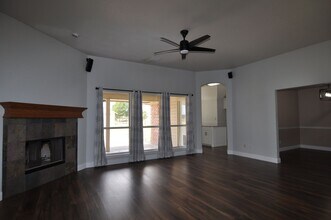 262 Saddlebrook Ct in Rhome, TX - Building Photo - Building Photo
