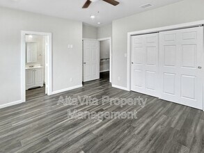 3213 Chenault St in Fort Worth, TX - Foto de edificio - Building Photo