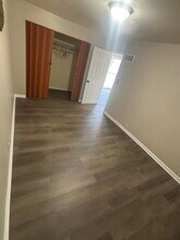 9846 Dennis Dr in St. Louis, MO - Building Photo - Building Photo