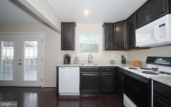 22 Pike Hall Pl in Perry Hall, MD - Building Photo - Building Photo